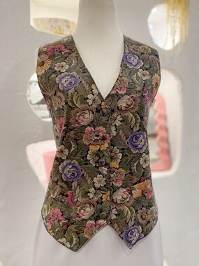 Vintage Le Chateau Floral Tapestry Button Up Vest